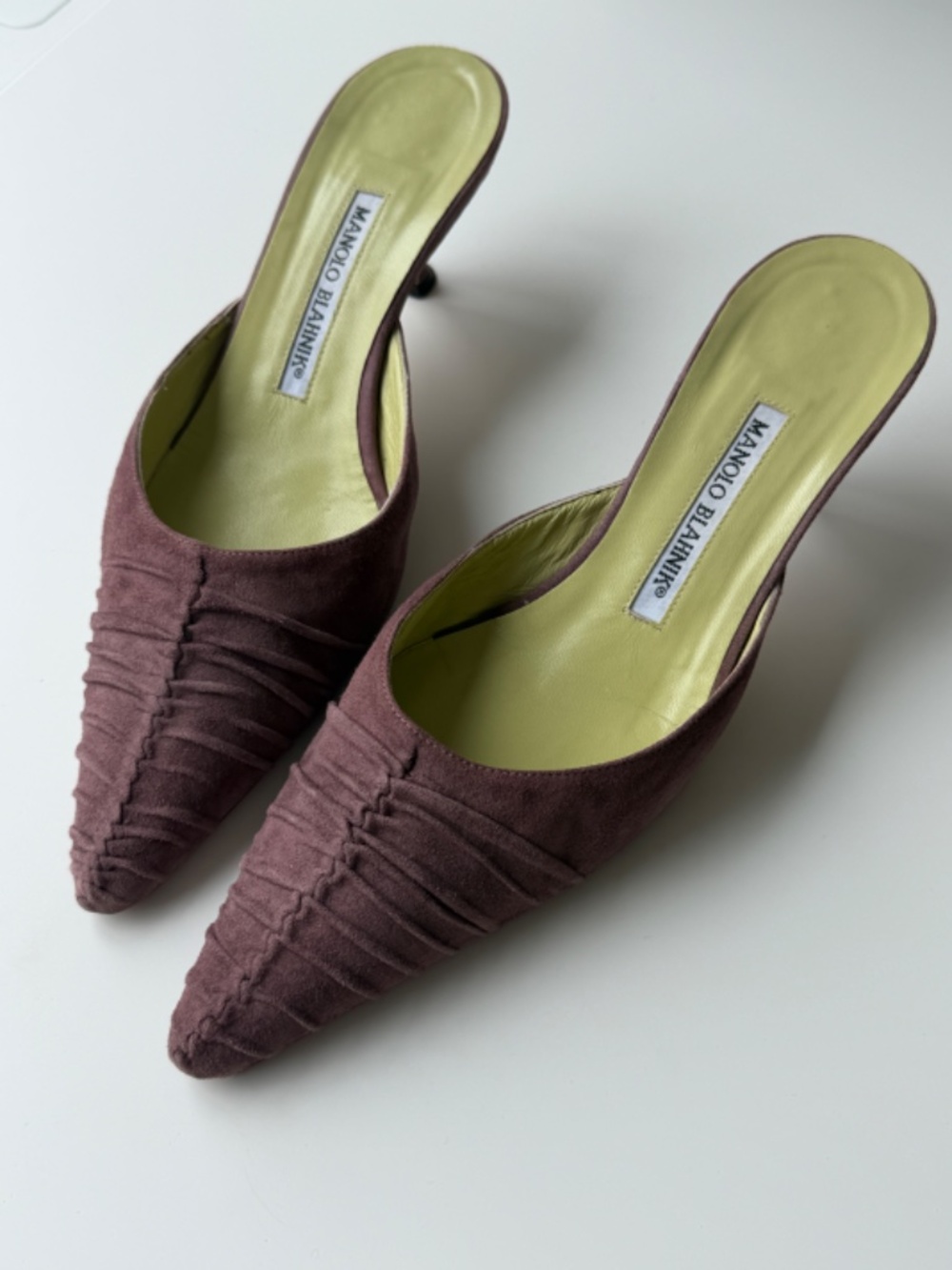 Vintage Manolo Blahnik dusty mauve suede pointed toe mules, IT 40, ~US 9 - Picture 9 of 9
